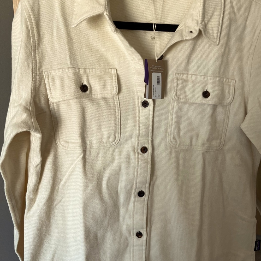 Patagonia Shacket Cream NWT